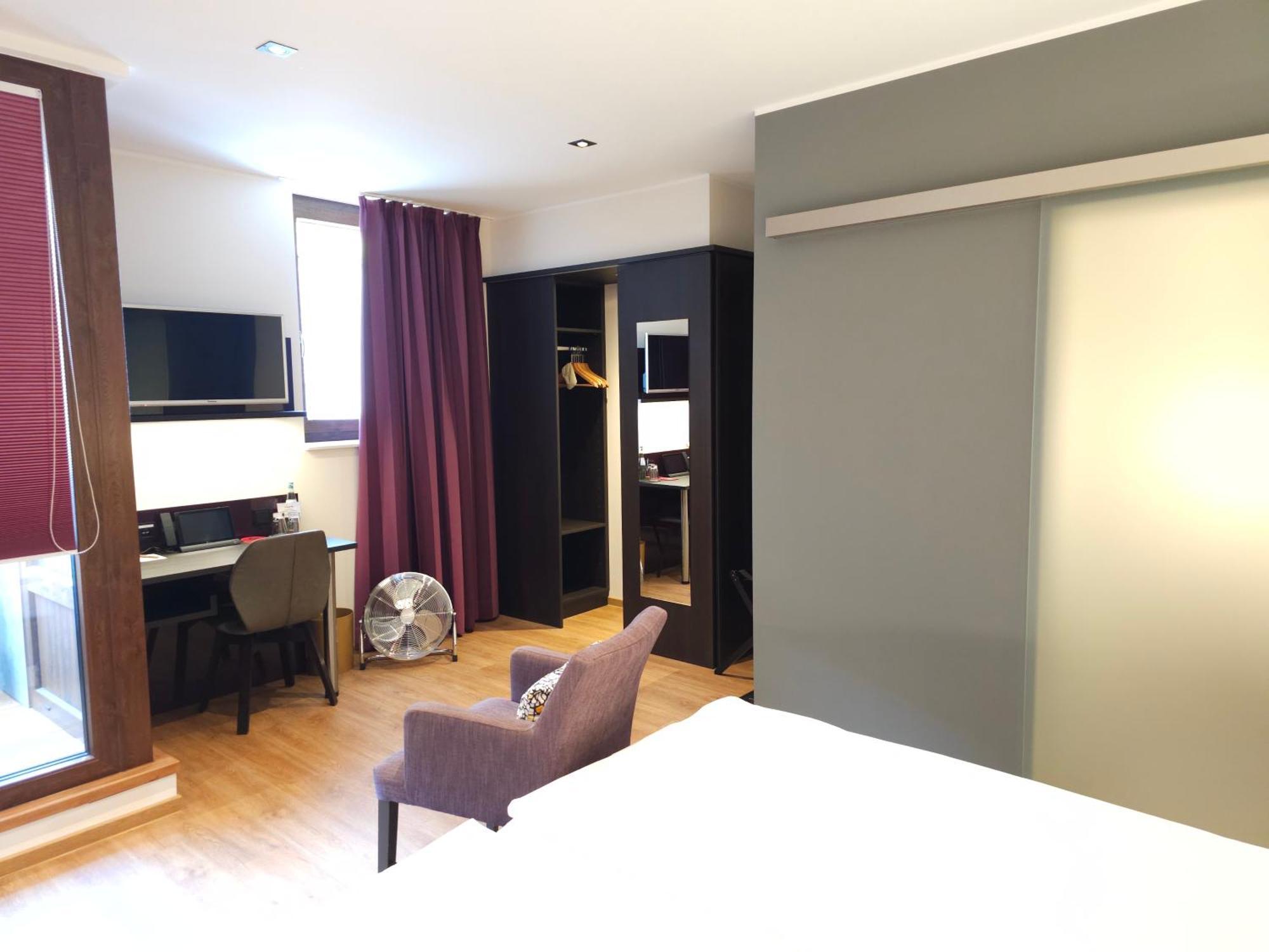 Weinhotel Restaurant Klostermühle 3*