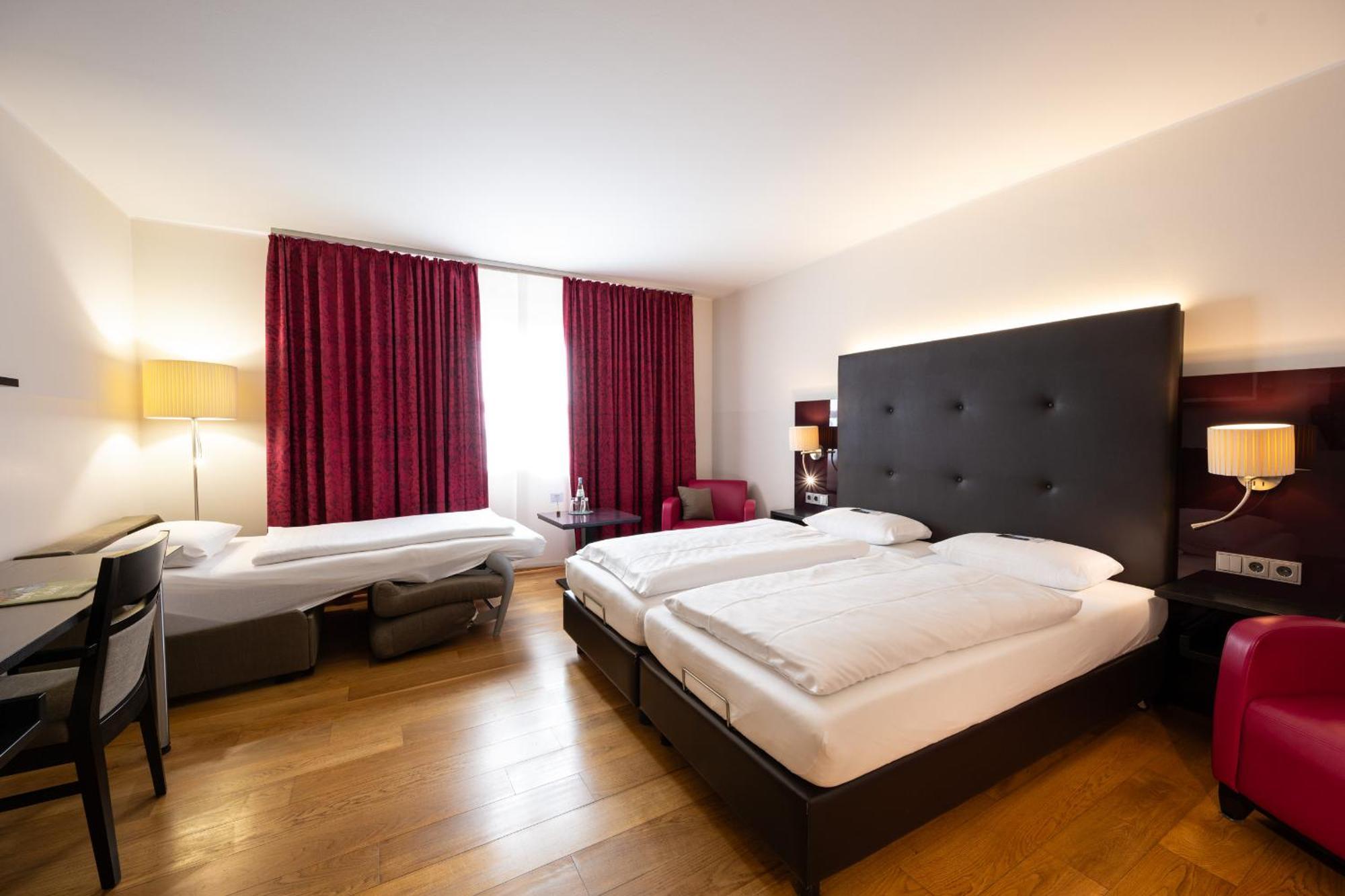 Weinhotel Restaurant Klostermühle Hotel 3*